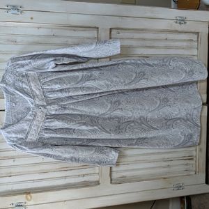 Aria, women's fleece nightgown. Size M